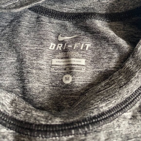 Nike Drifit Shirt - Picture 2 of 2